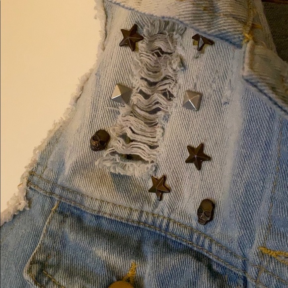 Denim studded vest - Picture 3 of 5
